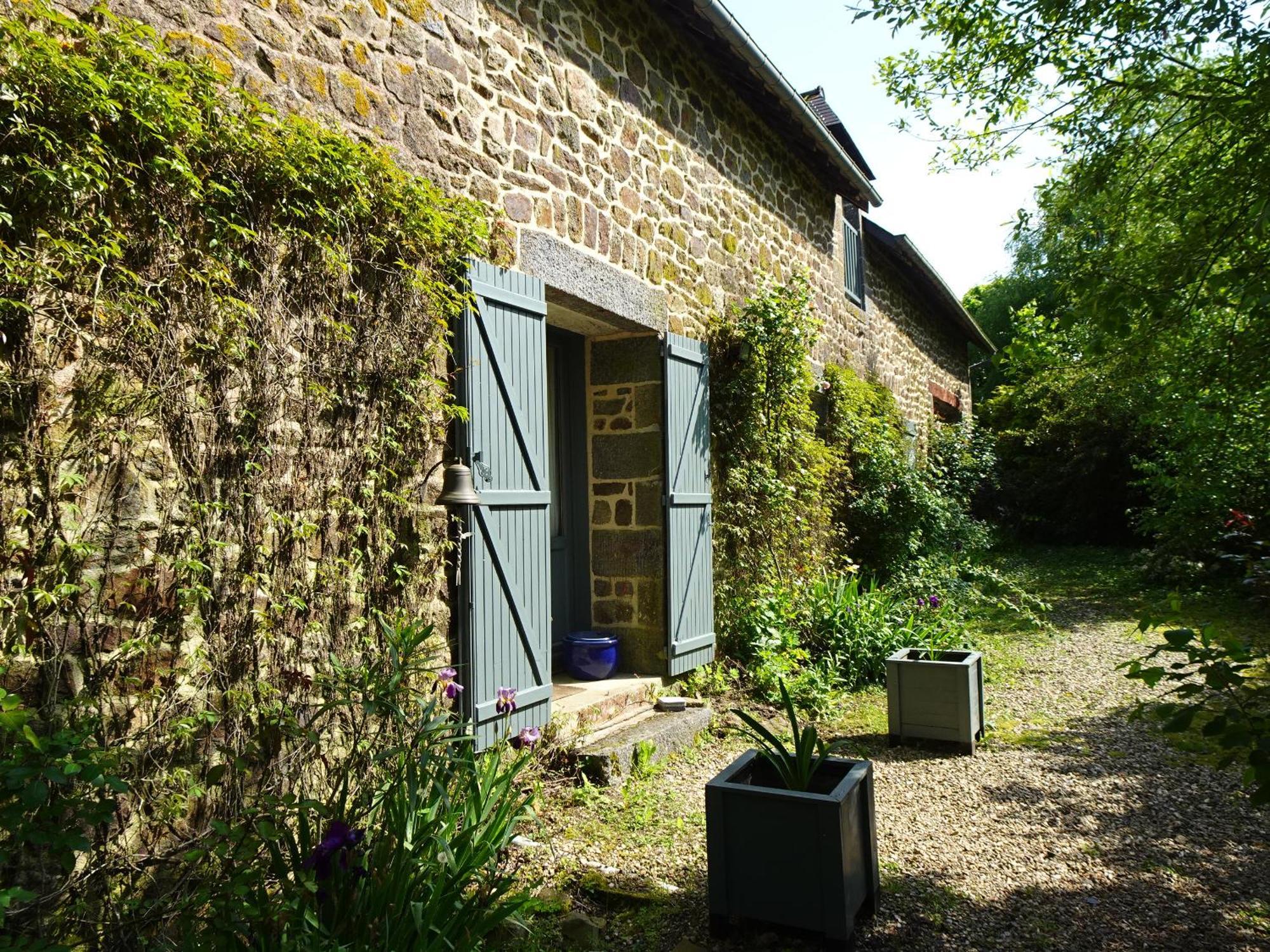Bed and Breakfast Le Domaine Les Iffs Exterior foto
