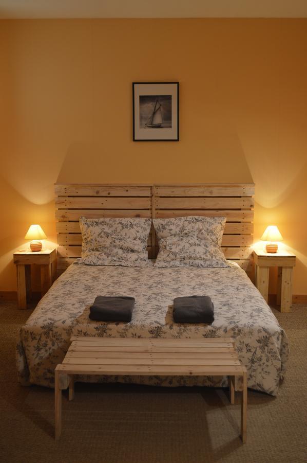 Bed and Breakfast Le Domaine Les Iffs Exterior foto