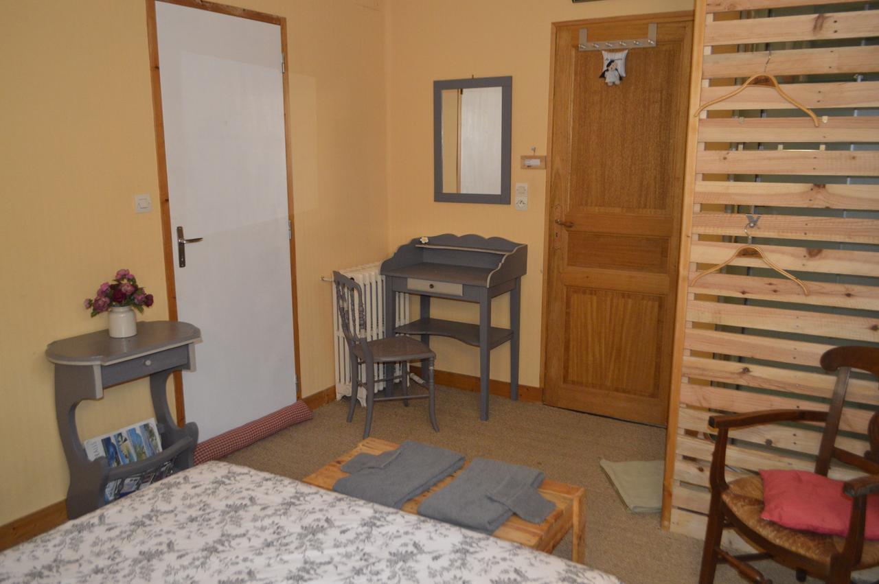 Bed and Breakfast Le Domaine Les Iffs Exterior foto
